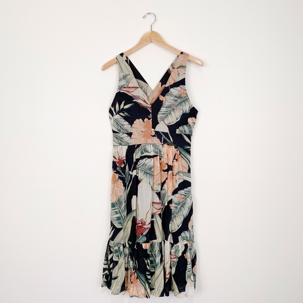 NWT Ann Taylor Palm Leaf Cross Back Maxi Dress